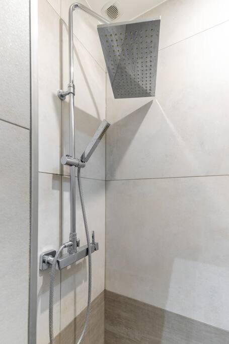 Gaite Montparnasse : Magnifique Studio Paris Bagian luar foto